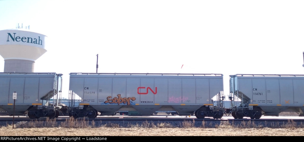 CN 114579